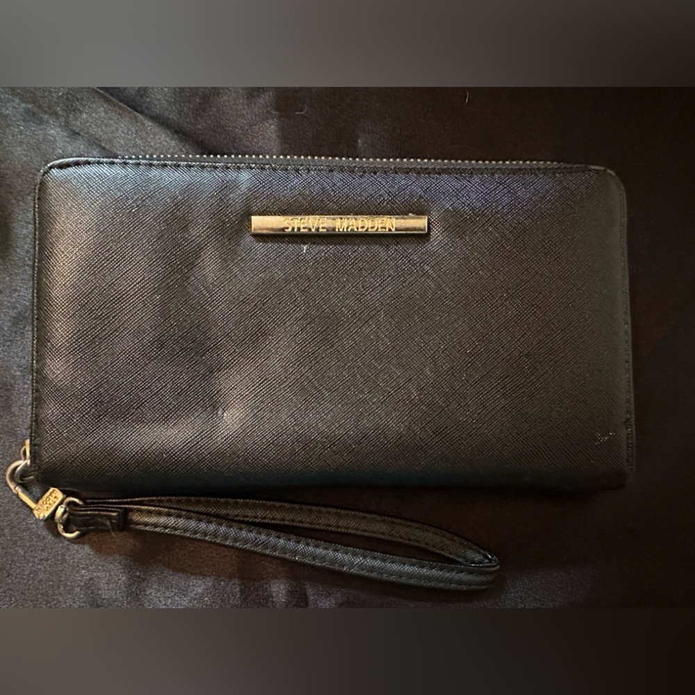 Steve Madden wallet | black